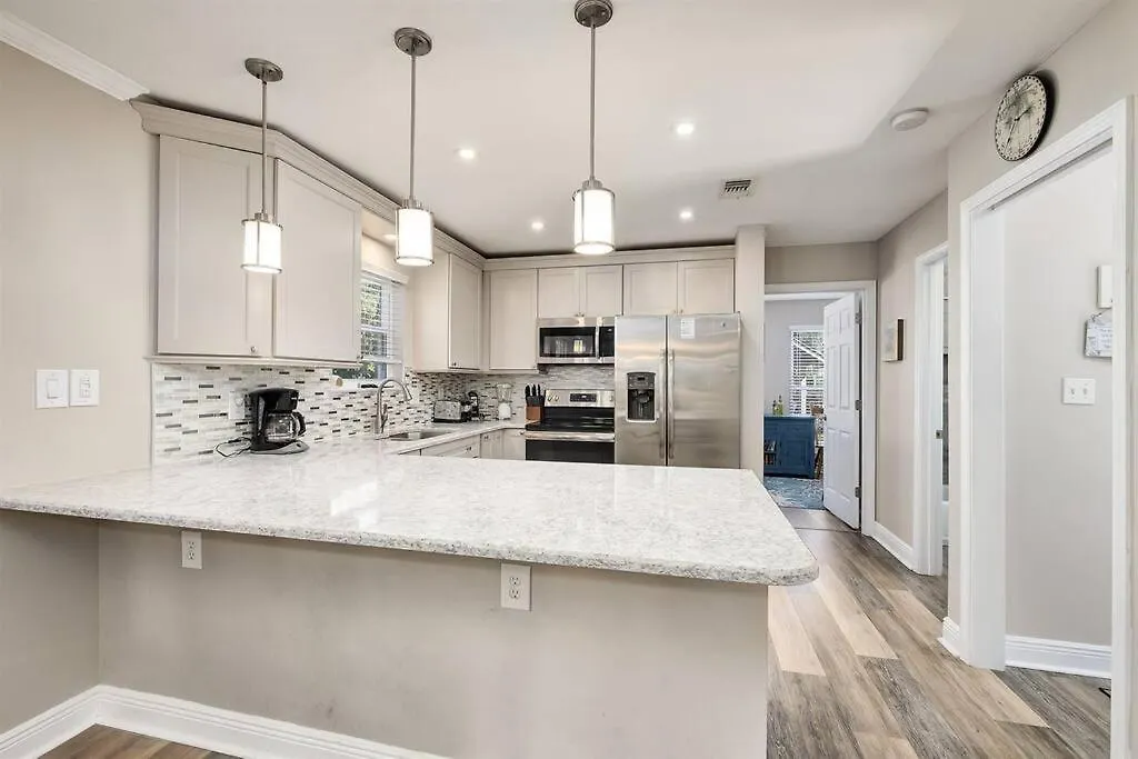 4 Bedroom - 3 Ba Private Pool Putting Green Destin