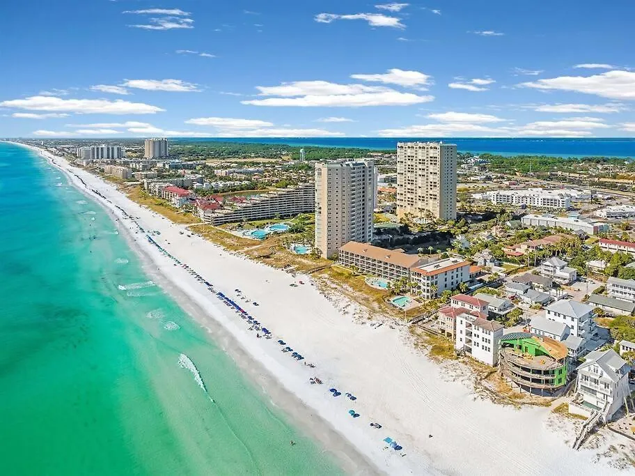 4 Bedroom - 3 Ba Private Pool Putting Green Destin Holiday home