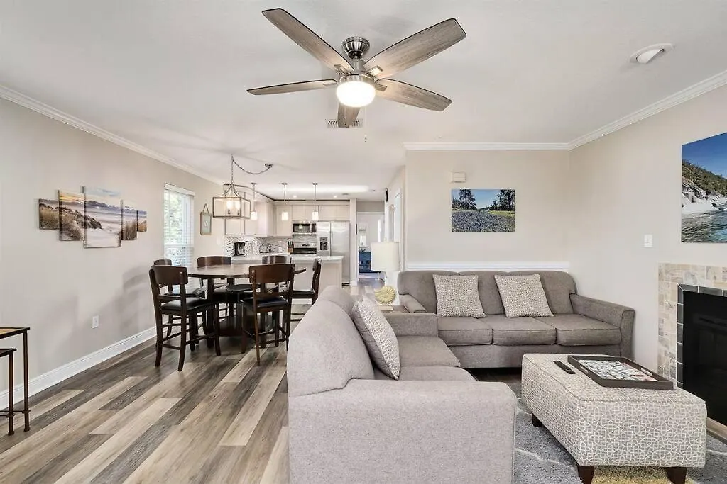 4 Bedroom - 3 Ba Private Pool Putting Green Destin United States