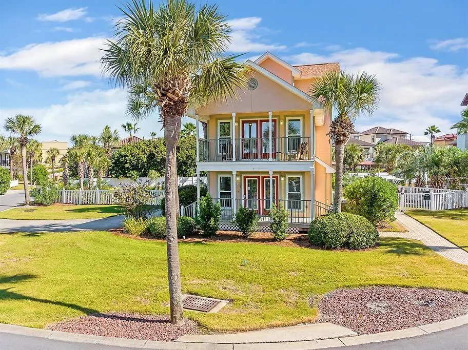 4 Bedroom - 3 Ba Private Pool Putting Green Destin Holiday home